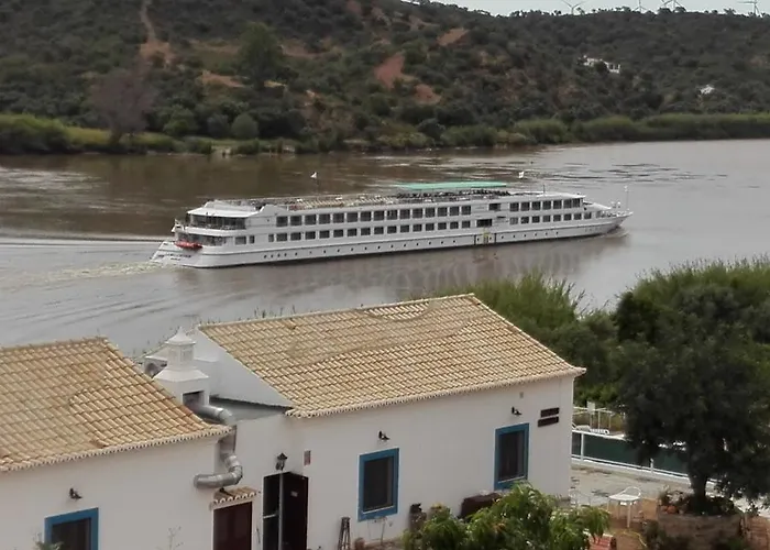 مزرعة للإقامة Paisagem Do Guadiana